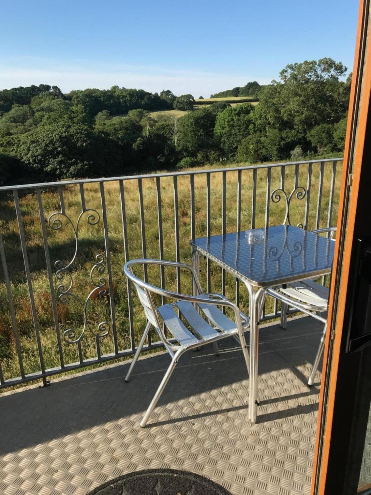 Room In Guest Room - Orchard Manor, Fore Street, Nr Truro Bagian luar foto